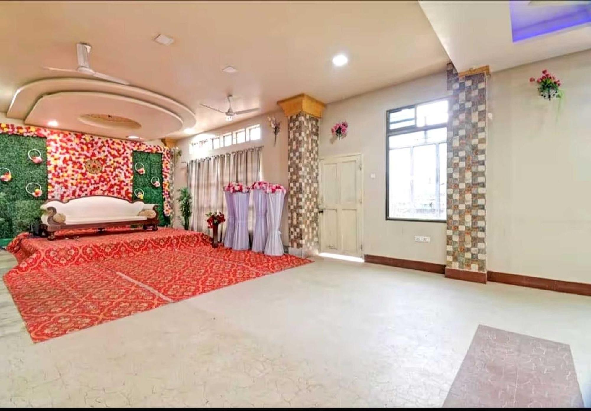 Collection O Megha Resort Jorhāt Eksteriør bilde